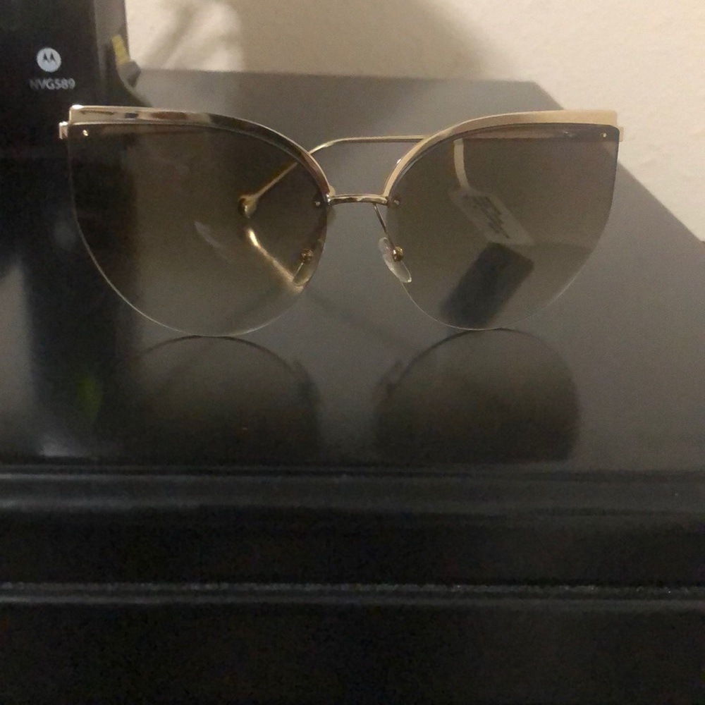 🔥🔥 Brand New Ferragamo Sunglasses🔥🔥
